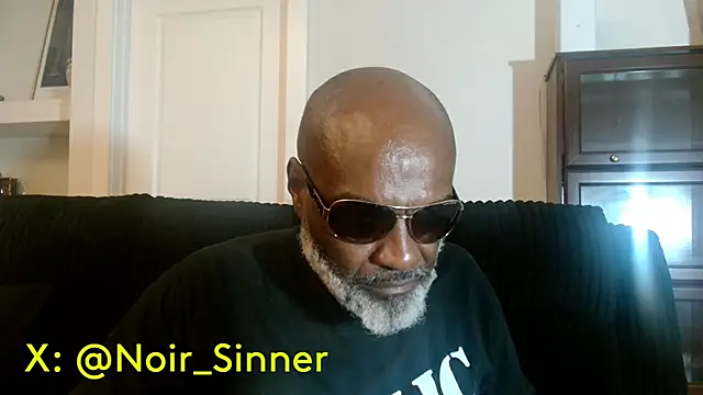 sinnernoir's Webcam Show