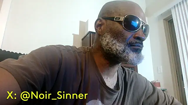 sinnernoir's Webcam Show