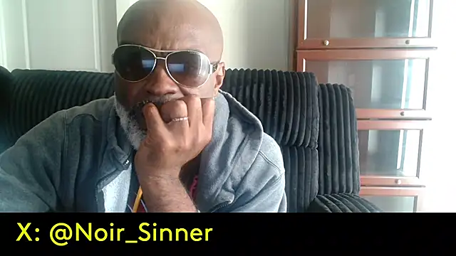 sinnernoir's Webcam Show