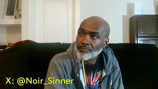 sinnernoir's Live XXX Chat