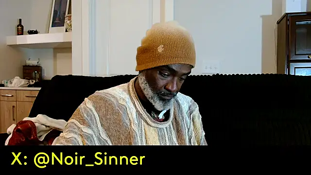 Pertunjukan Kamera Web sinnernoir