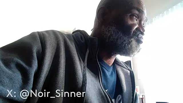 sinnernoir Show in webcam