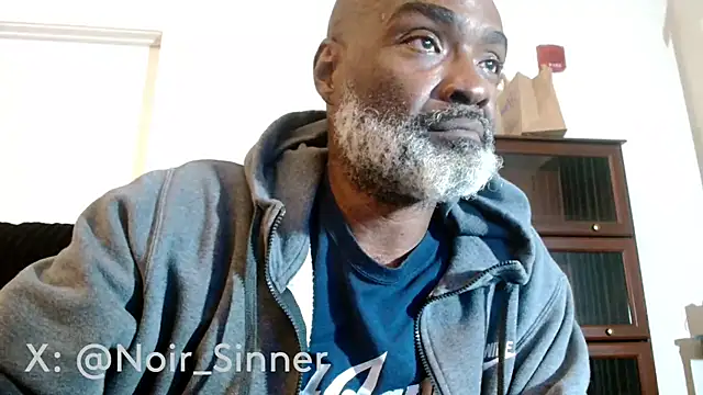 sinnernoir Show in webcam