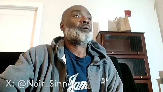 sinnernoir's Webcam Show