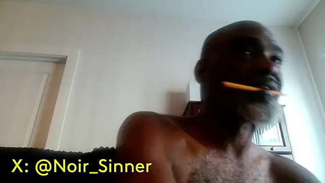 sinnernoir webcam show