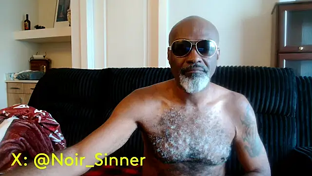 sinnernoir Show in webcam