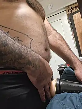 edgher646 Show in webcam
