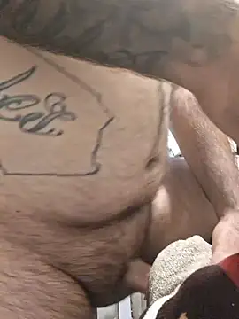 EhdgherMrLA64 webcam show