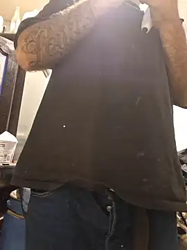 EhdgherMrLA64 Webcam Show