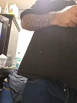 EhdgherMrLA64's Webcam Show