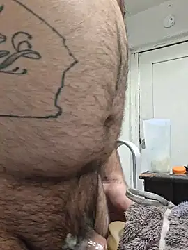 EhdgherMrLA64 Show in webcam