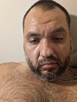 הופעת וובקאם של EhdgherMrLA64