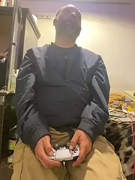 EhdgherMrLA64 Show Webcam