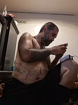 EhdgherMrLA64's Webcam Show