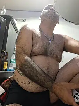 הופעת וובקאם של EhdgherMrLA64