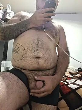 EhdgherMrLA64 Show in webcam