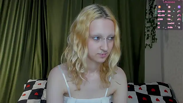 Lexy-Woorhez's Live XXX Chat