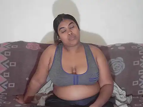 Chat XXX en directo de XIndian_Butterfly4uX