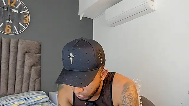 Robin_Rief Pertunjukan Webcam