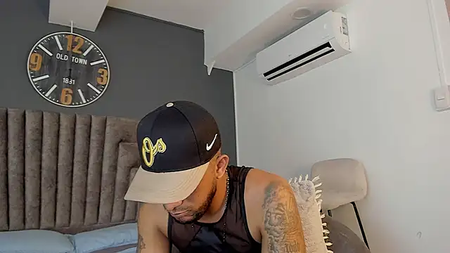Robin_Rief Pertunjukan Webcam