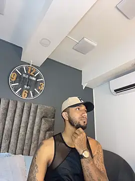 Robin_Rief Show Webcam
