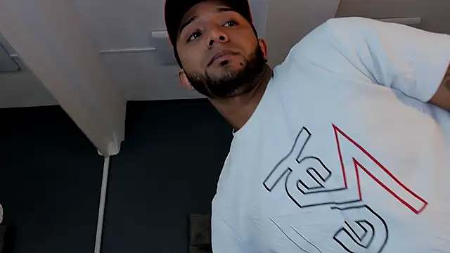 Robin_Rief webkamerás műsora