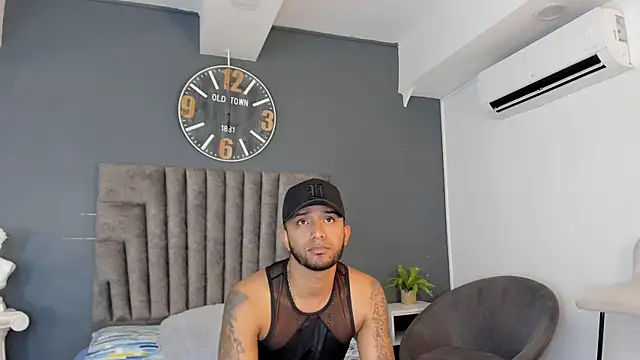 Robin_Rief webkamerás műsora