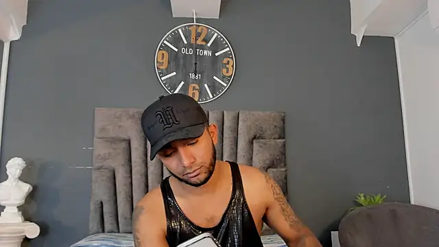 Robin_Rief Pertunjukan Webcam