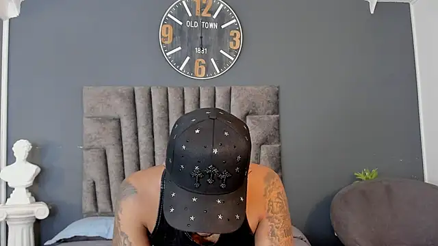Robin_Rief Show in webcam