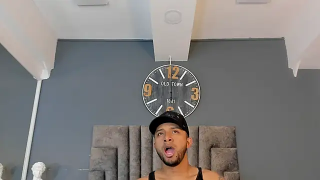 Robin_Rief Pertunjukan Webcam