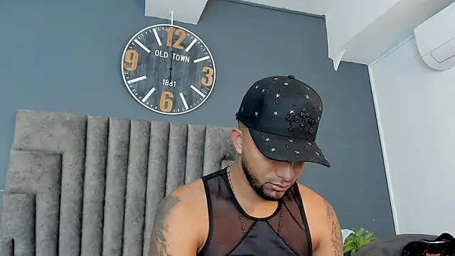 Robin_Rief Pertunjukan Webcam