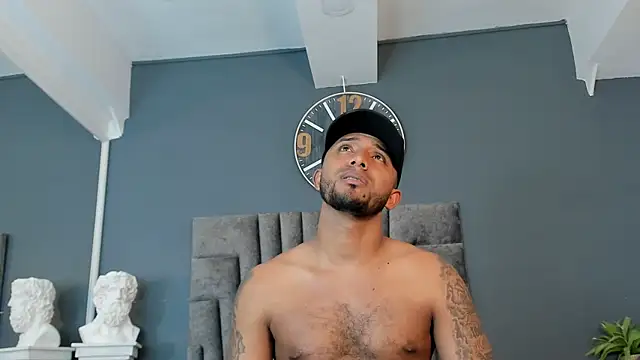 Robin_Rief Show Webcam