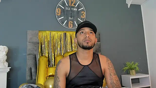 Robin_Rief Show in webcam