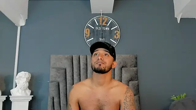 Robin_Rief Show in webcam