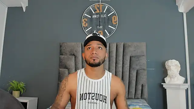Robin_Rief webcam show