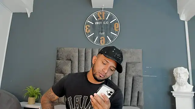 Robin_Rief Webcam show