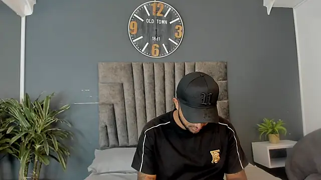 Robin_Rief Pertunjukan Webcam