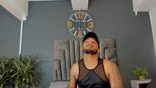 Robin_Rief Pertunjukan Webcam