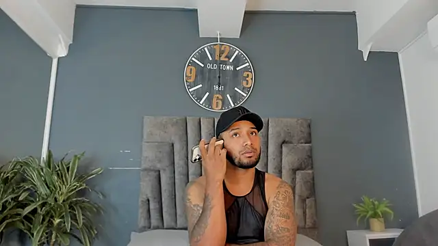 Robin_Rief Pertunjukan Webcam