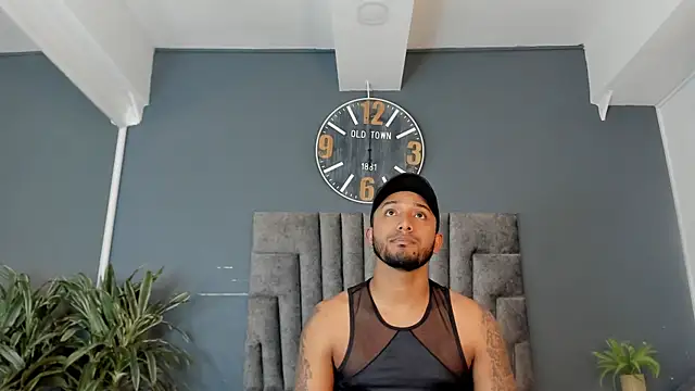 Robin_Rief Pertunjukan Webcam