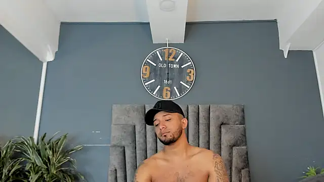 Robin_Rief webkamerás műsora