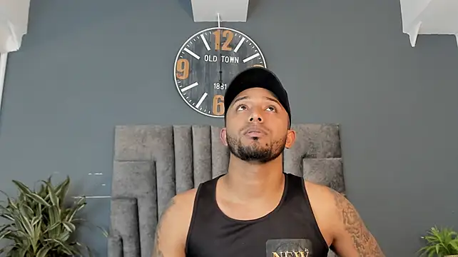 Živý XXX chat Robin_Rief