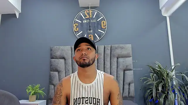 Robin_Rief webkamerás műsora