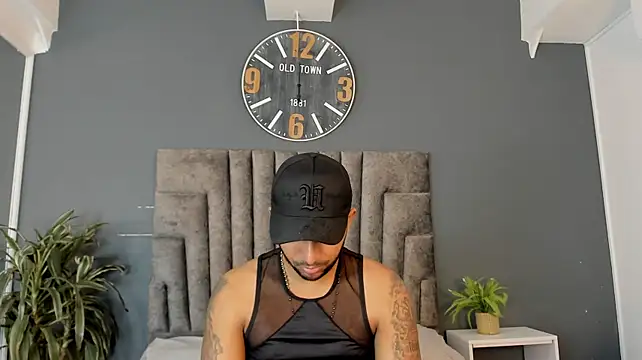 Robin_Rief Show in webcam