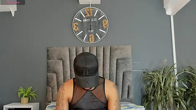 Robin_Rief webcam show