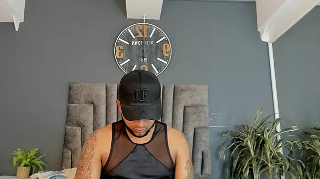 Robin_Rief Pertunjukan Webcam