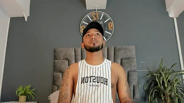 Robin_Rief Show in webcam