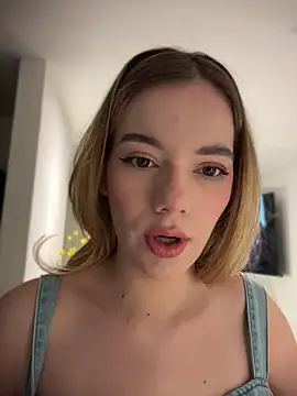 NicoleCut Pertunjukan Webcam