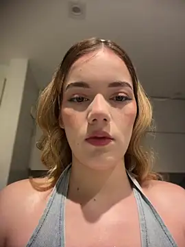 NicoleCut webcam show