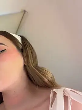 NicoleCut's Live XXX Chat